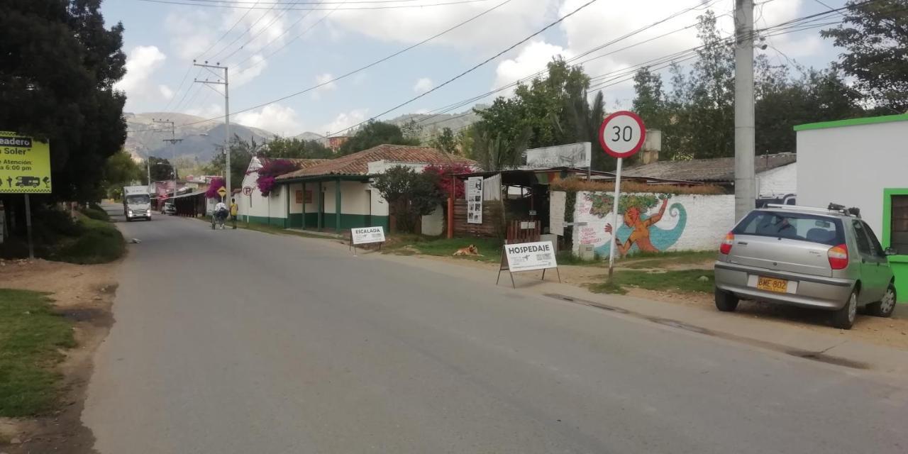 Hostal Caminos De Suesca Hotel Buitenkant foto