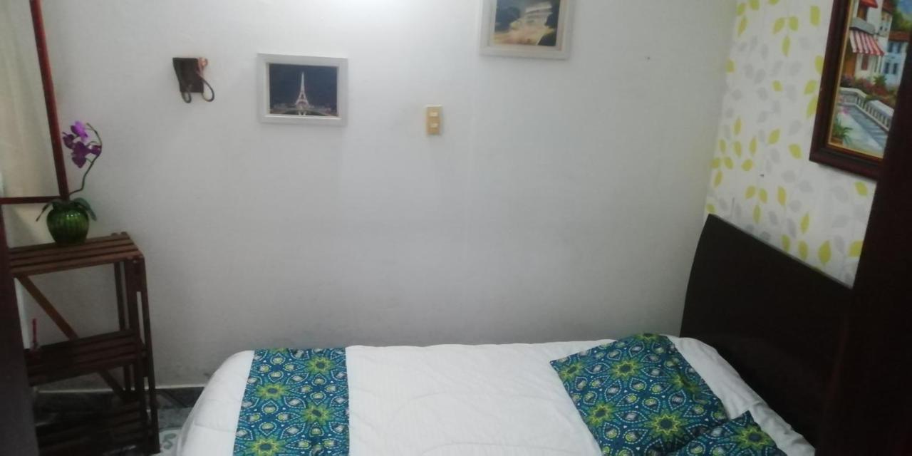 Hostal Caminos De Suesca Hotel Buitenkant foto