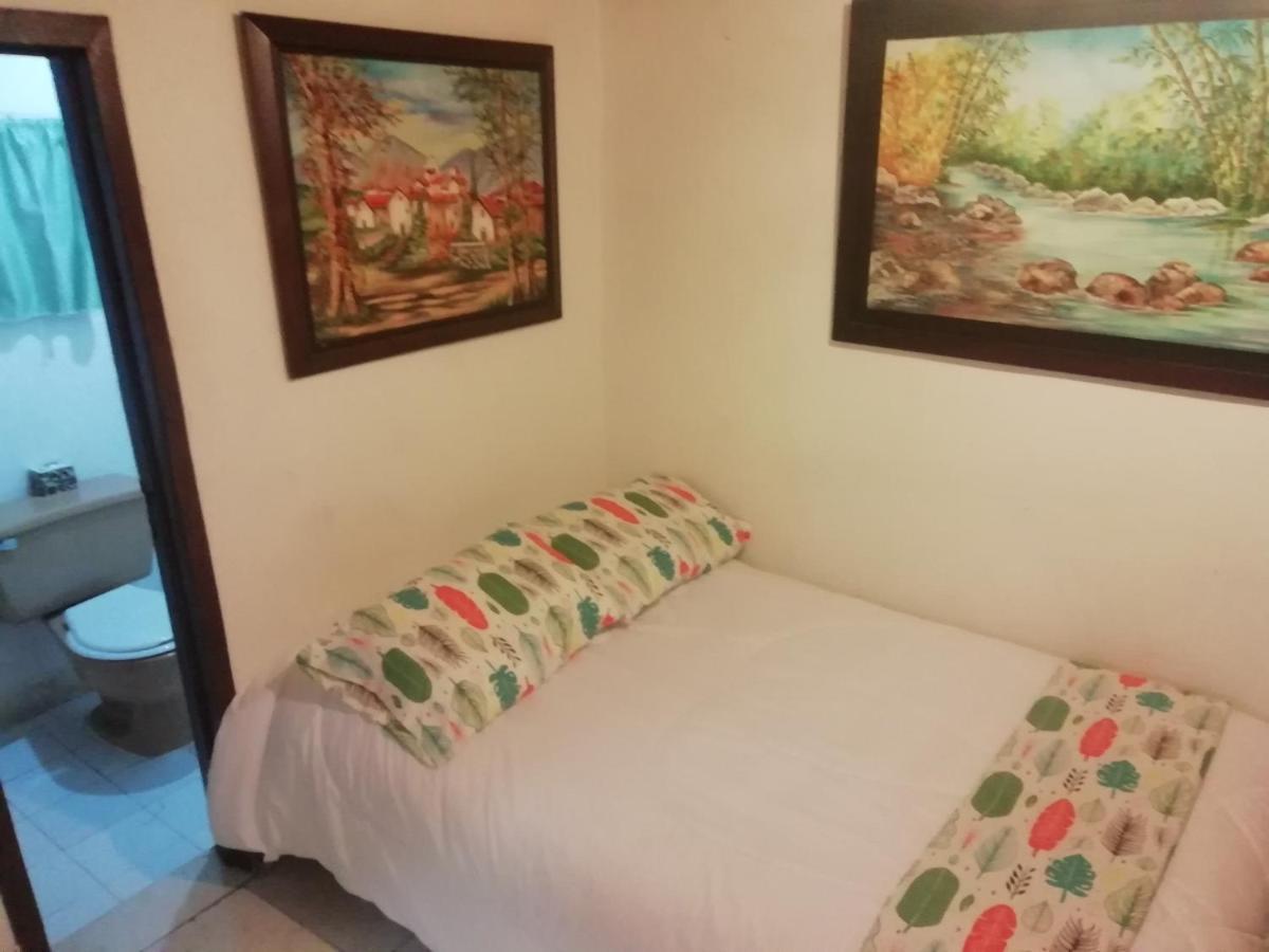 Hostal Caminos De Suesca Hotel Buitenkant foto